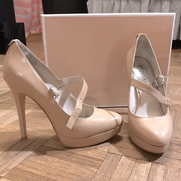 Michael Kors Nude Patent Pumps - Pre-Loved